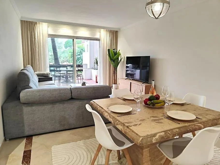 Costalita Direct Beach Access Apartment Estepona
